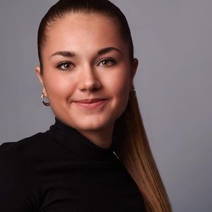 Meet your Posher, Jillian